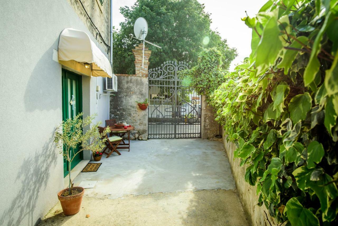 Rustica Apartments Šibenik Kültér fotó